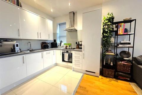 2 bedroom flat to rent, West Hampstead Mews, West Hampstead, NW6