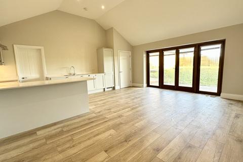 2 bedroom barn conversion to rent, Thorpe Road, Chacombe