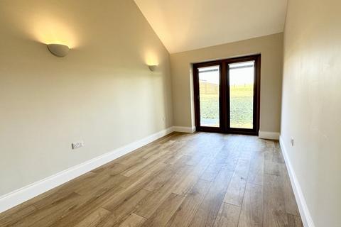 2 bedroom barn conversion to rent, Thorpe Road, Chacombe