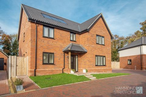 4 bedroom detached house for sale, Garnier Meadow, Attleborough