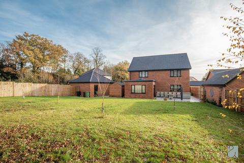 4 bedroom detached house for sale, Garnier Meadow, Attleborough