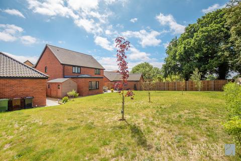 4 bedroom detached house for sale, Garnier Meadow, Attleborough