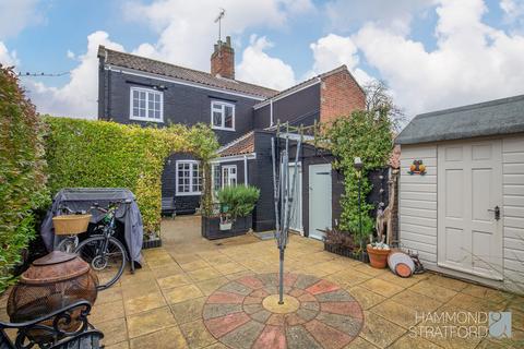 3 bedroom semi-detached house for sale, Victoria Street, Norwich