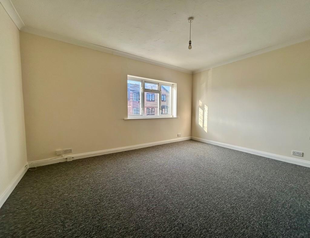Living Room (2)