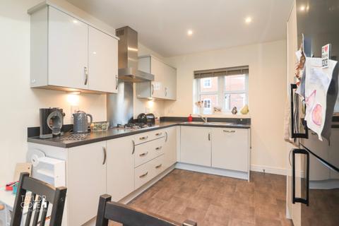 90 Croft Close, Two Gates, Tamworth, B77 1BF