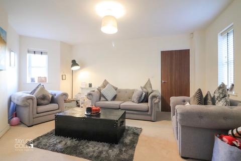 90 Croft Close, Two Gates, Tamworth, B77 1BF