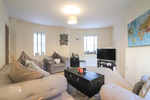 90 Croft Close, Two Gates, Tamworth, B77 1BF