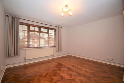 4, Squirrels Court Squirrels Heath Lane, Romford, RM2 6DL