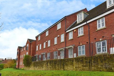 4 bedroom terraced house to rent, Myrtle Close, Sheffield S2