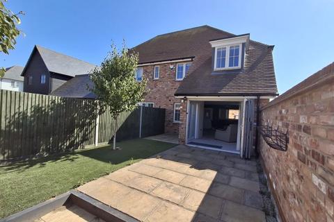 7 Bakers Field, Cliffsend, Ramsgate, CT12 5GH