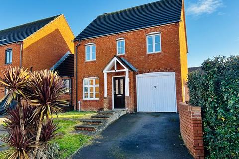 3 bedroom detached house to rent, Cwrt Newton Pool, Rhoose, Barry, CF62 3LY