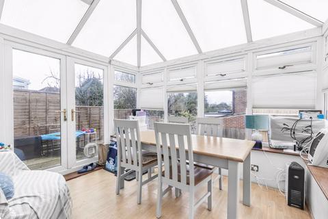 40 Walker Close, Dartford, DA1 4SR