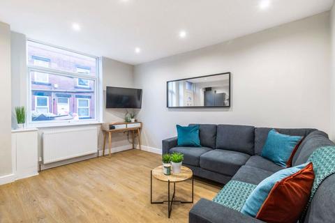 9 Monk Bridge Place, Leeds, LS6 4HN