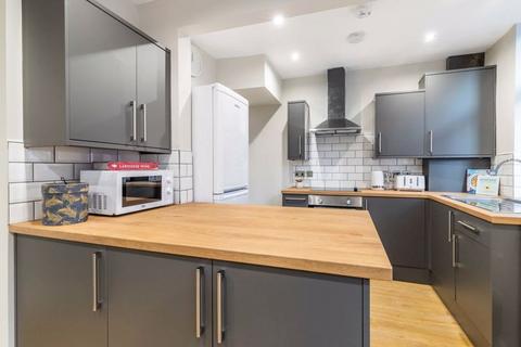 9 Monk Bridge Place, Leeds, LS6 4HN