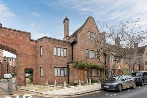 4 bedroom terraced house for sale, Sprimont Place, Chelsea, London, SW3