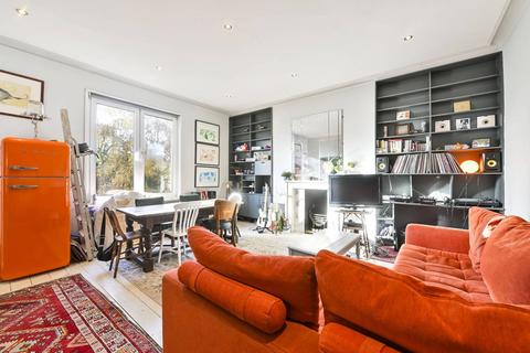 2 bedroom flat for sale, St Stephens Villas, Shepherd's Bush, London, W12