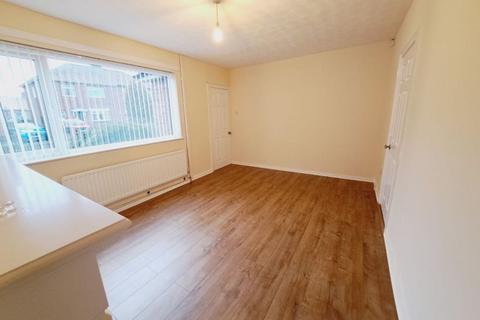 2 bedroom semi-detached house to rent, Cresswell Avenue, Forest Hall, Newcastle Upon Tyne