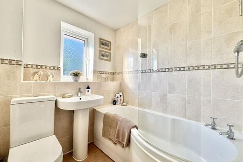 86 Blakemore Drive, Sutton Coldfield, B75 7RW