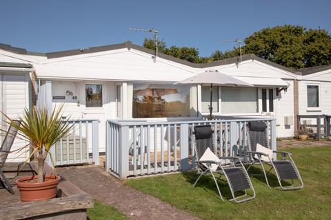 2 bedroom bungalow for sale, GREENWAY ROAD GALMPTON BRIXHAM