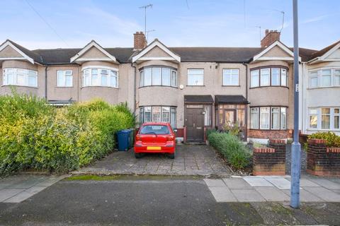 3 bedroom terraced house for sale, Blenheim Road, Harrow