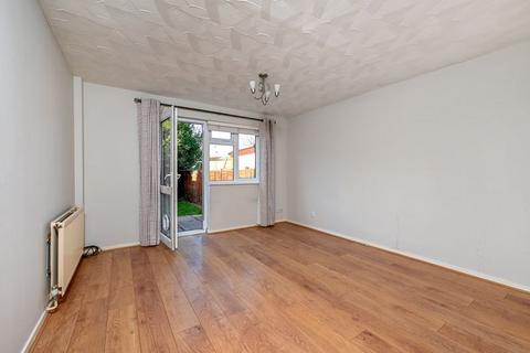 2 bedroom terraced house for sale, Tippett Gardens, Basingstoke RG22