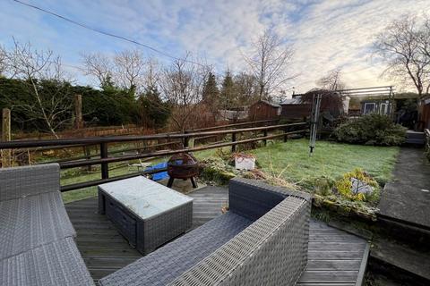 2 Bridge Terrace, Upper Hulme, Leek, ST13 8TU