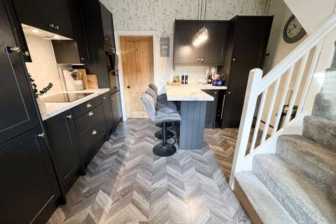 2 Bridge Terrace, Upper Hulme, Leek, ST13 8TU