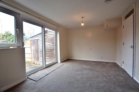 5 bedroom terraced house to rent, Braybourne Close, Uxbridge