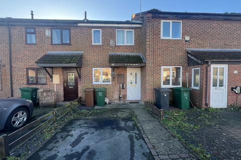 2 bedroom terraced house to rent, Eggesford Road, Stenson Fields