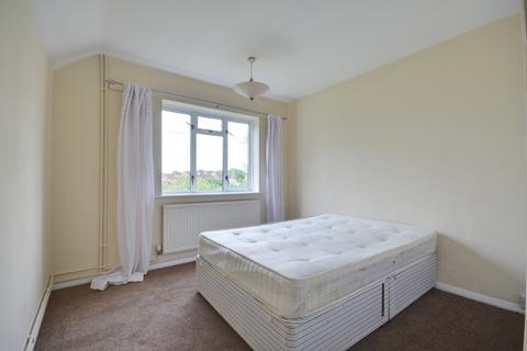 1 bedroom maisonette to rent, St. David Close, Uxbridge, Middlesex UB8 3SE