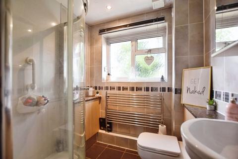 The New Bungalow Barnaby Close, Downton, Salisbury, SP5 3NX