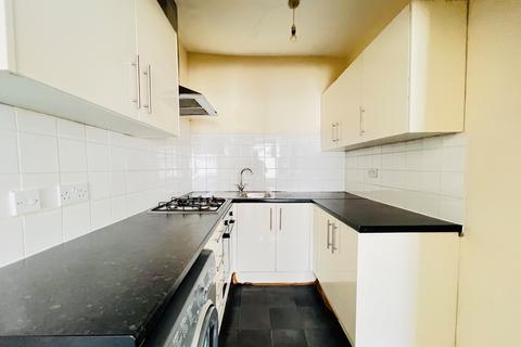 1 bedroom apartment to rent, Southbridge Road