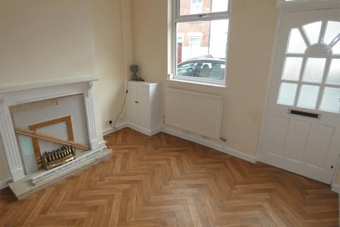 2 bedroom terraced house to rent, Lewis Street; Stoke-on-Trent; ST4