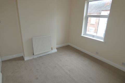 2 bedroom terraced house to rent, Lewis Street; Stoke-on-Trent; ST4