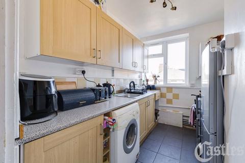 2 bedroom apartment for sale, Courtauld House, Pritchards Road, London