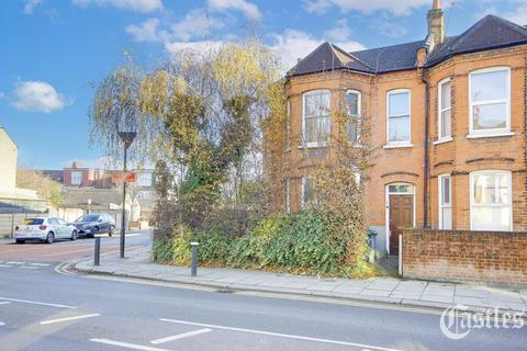 3 bedroom apartment for sale, Westbury Avenue, London, N22