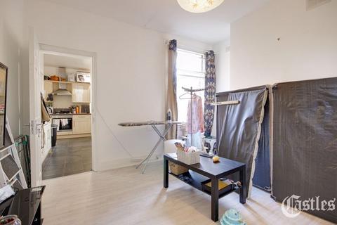 3 bedroom apartment for sale, Westbury Avenue, London, N22