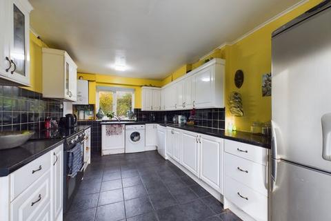 2 bedroom terraced house for sale, Saracen Close, Penryn