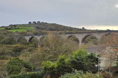 2 bedroom terraced house for sale, Saracen Close, Penryn