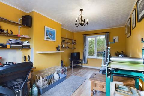 2 bedroom terraced house for sale, Saracen Close, Penryn