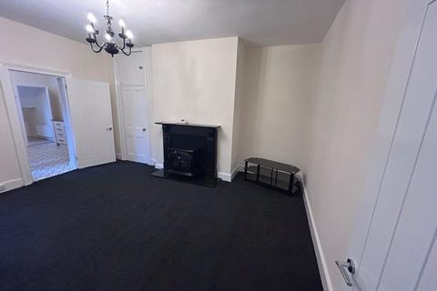 2 bedroom apartment to rent, Woodbine Avenue, Wallsend NE28