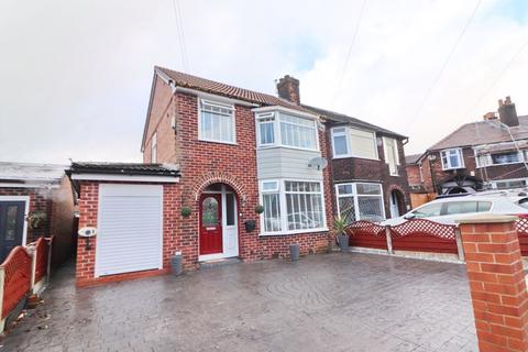 3 bedroom semi-detached house for sale, West Avenue, Manchester M28