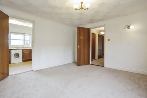 2 bedroom retirement property for sale, Cobbold Road, Felixstowe IP11