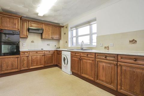 2 bedroom retirement property for sale, Cobbold Road, Felixstowe IP11