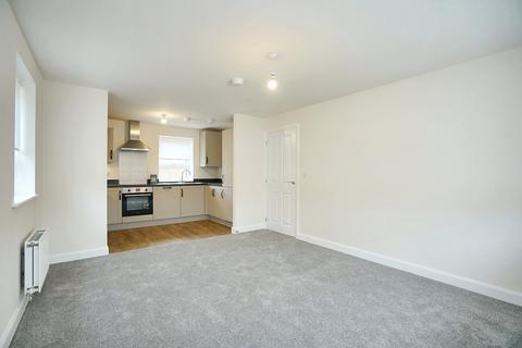 2 bedroom flat to rent, White Lias Way, Upper Lighthorne, Leamington Spa, Warwickshire, CV33