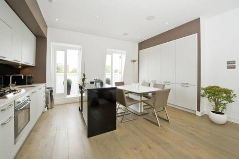 2 bedroom apartment to rent, London W2