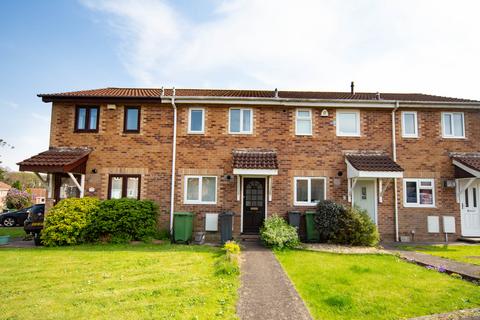 2 bedroom terraced house to rent, Hillcrest Close, Thornhill, Cardiff, CF14