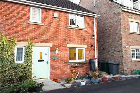 2 bedroom semi-detached house to rent, Roberts Grove, Sheffield, S26 2DJ