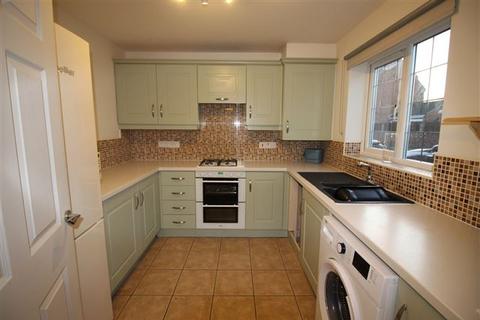 2 bedroom semi-detached house to rent, Roberts Grove, Sheffield, S26 2DJ