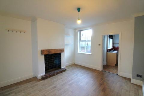 2 bedroom terraced house to rent, 8 Marhill Road, Carlton